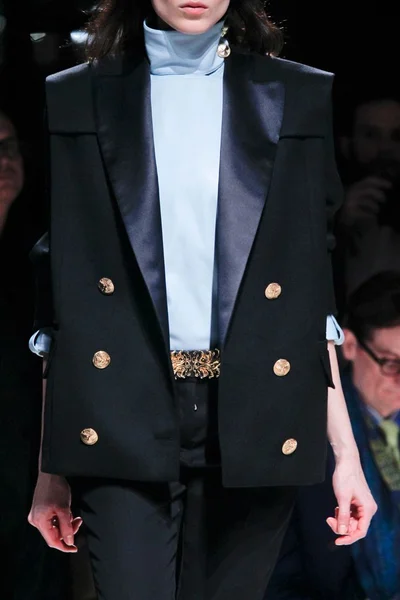 Look 6